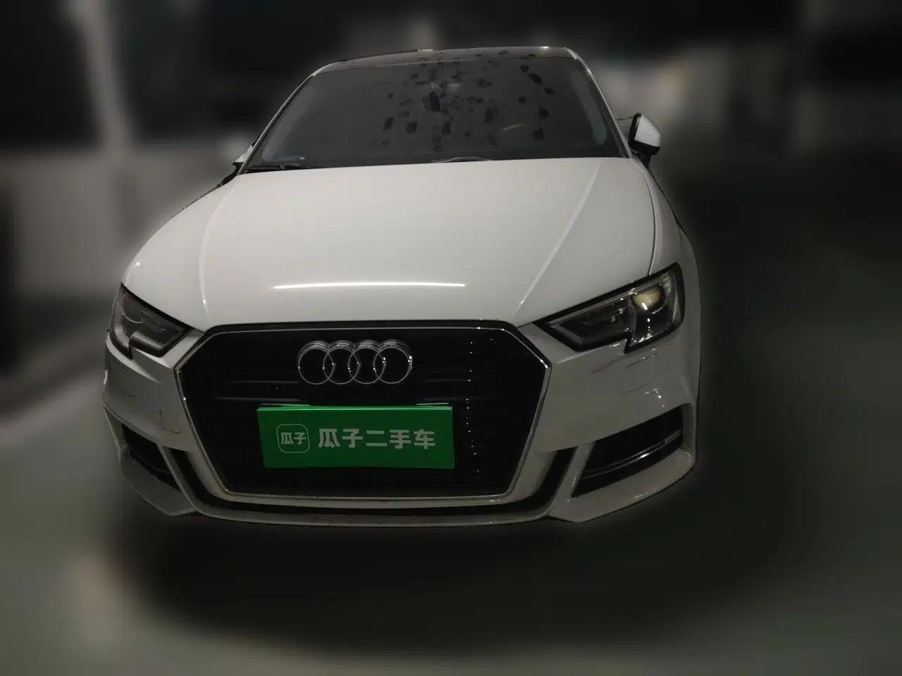 Audi A3 2018 30th Anniversary Edition Sportback 35 TFSI Fashion Model — миниатюра 2