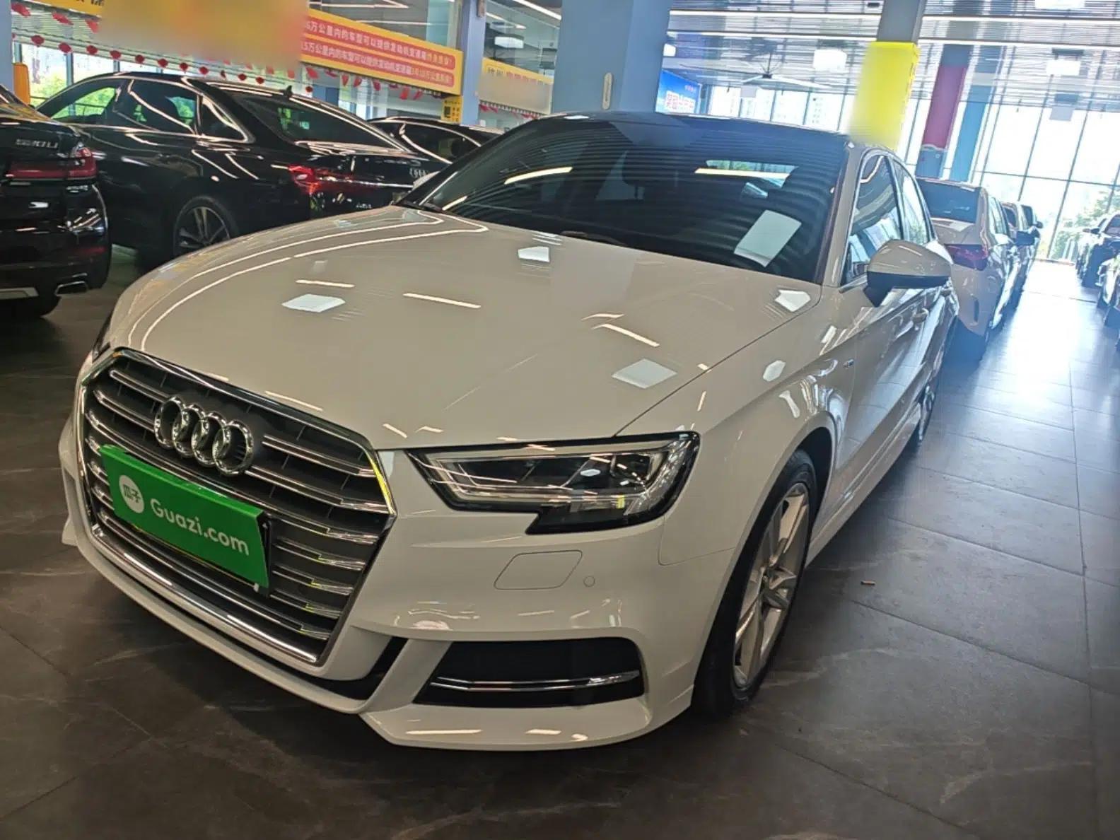 Audi A3 2020 Limousine 35 TFSI Fashion Edition China VI Emission Standard — миниатюра 1