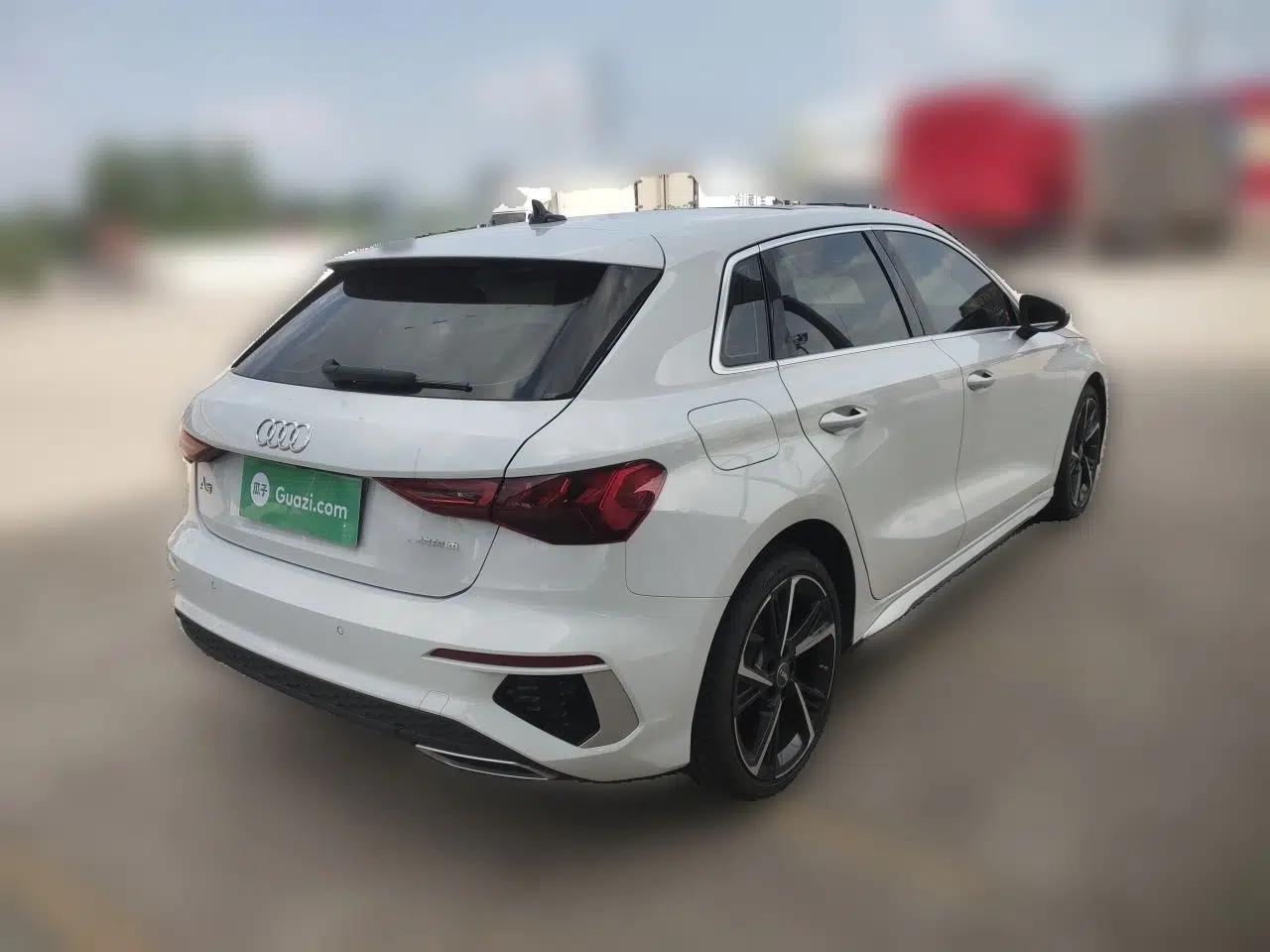 Audi A3 2021 Sportback 35 TFSI Fashionable Sports Model — миниатюра 6