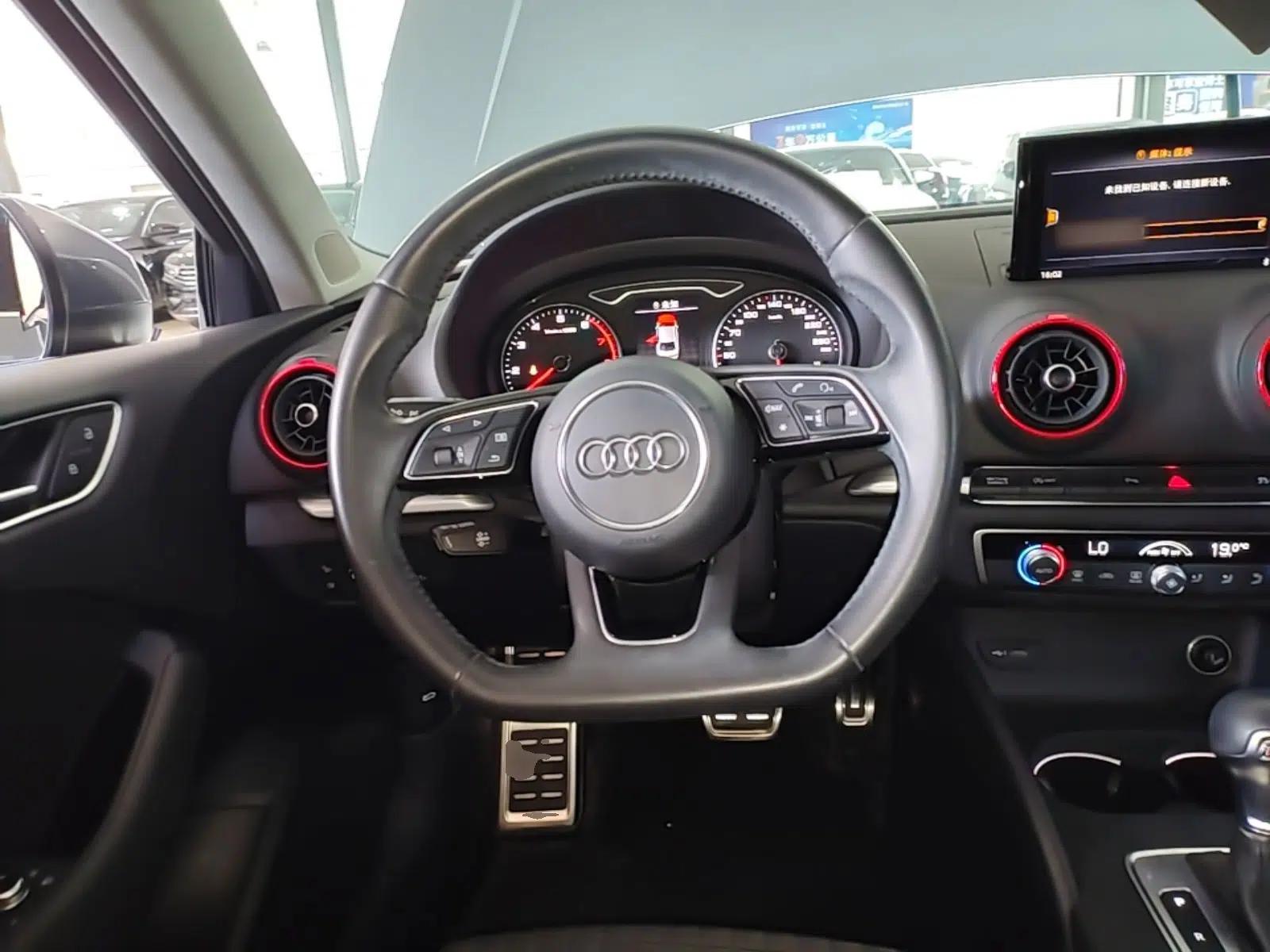 Audi A3 2020 Limousine 35 TFSI Sporty Version China VI — миниатюра 13