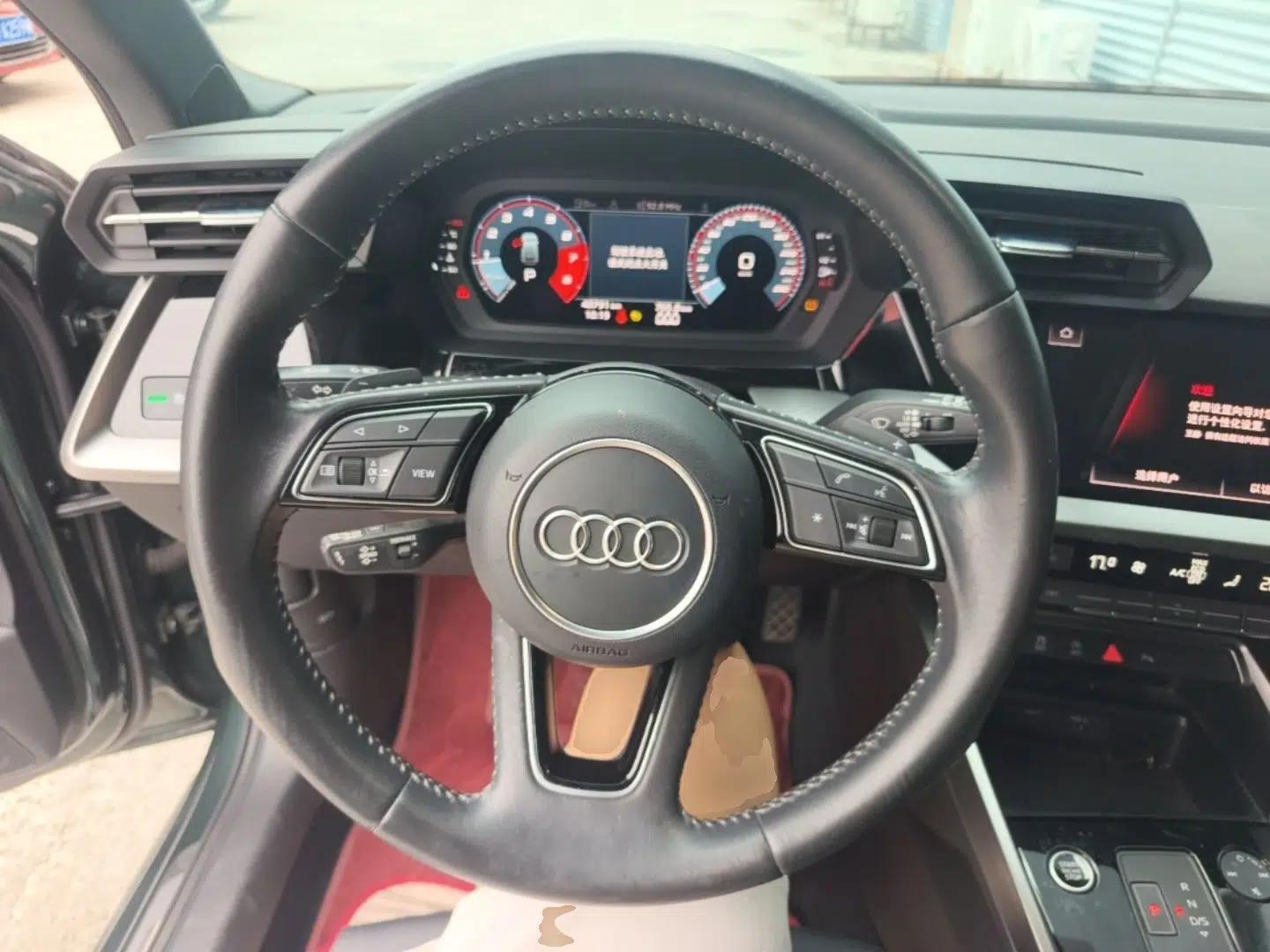 Audi A3 2021 Sportback 35 TFSI Fashionable Sports Model — миниатюра 13