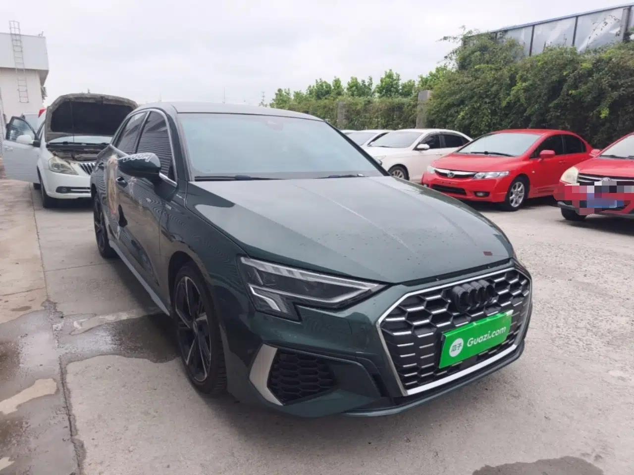 Audi A3 2021 Sportback 35 TFSI Fashionable Sports Model — миниатюра 3
