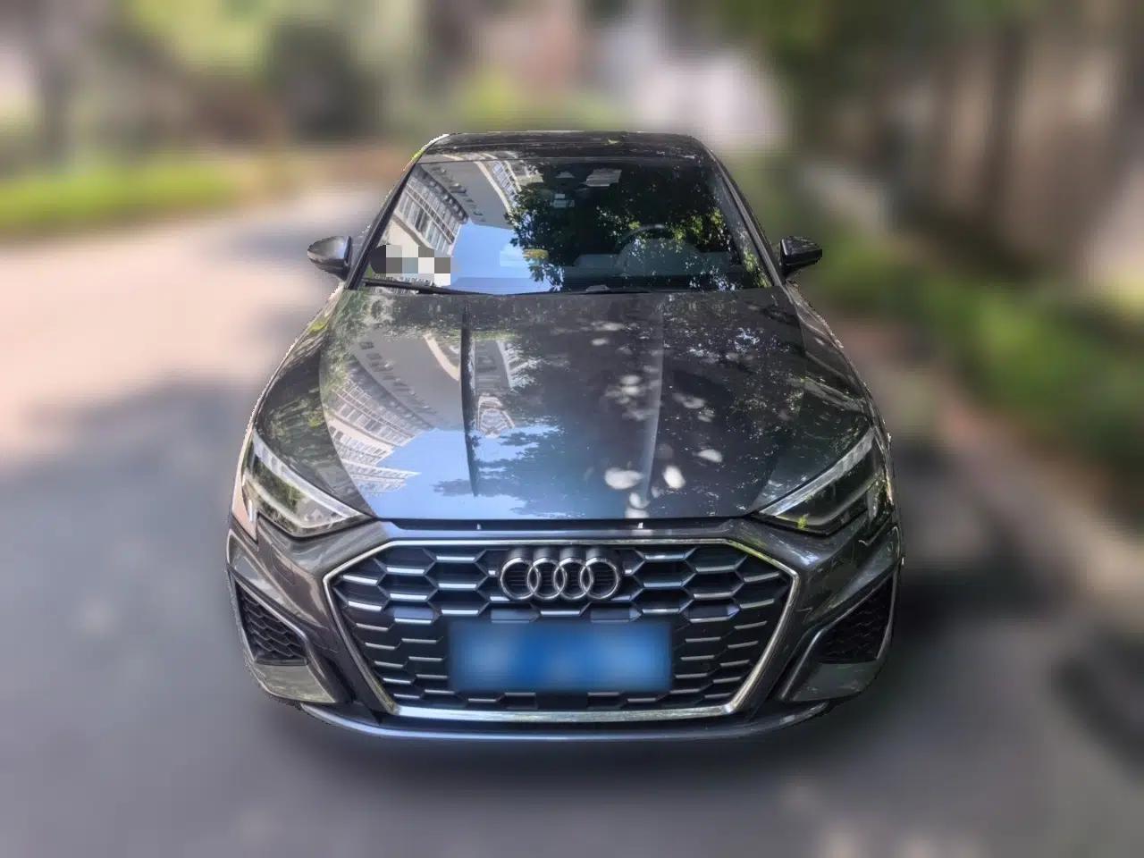 Audi A3 2024 Sportback 35 TFSI Fashionable Sports Model — миниатюра 2