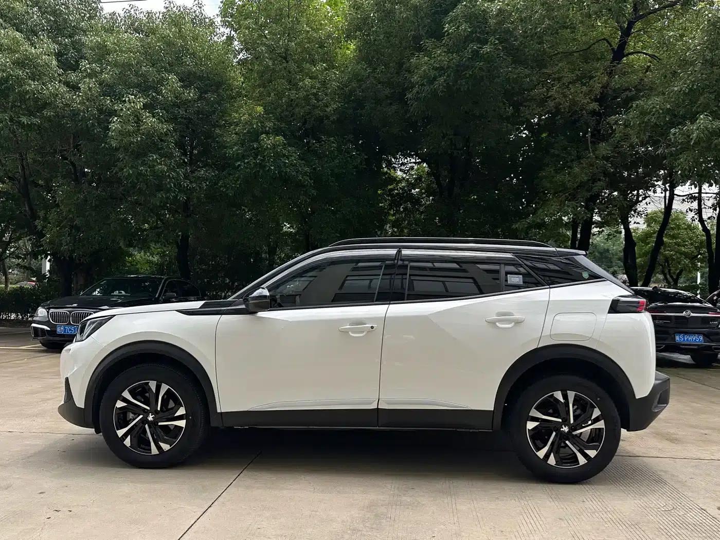 Peugeot 2008 2022 230THP THE ONE — миниатюра 8