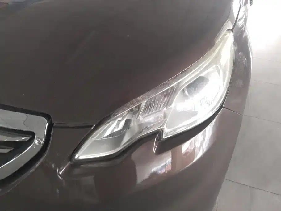 Peugeot 2008 2014 1.6L Manual Premium Edition — миниатюра 5