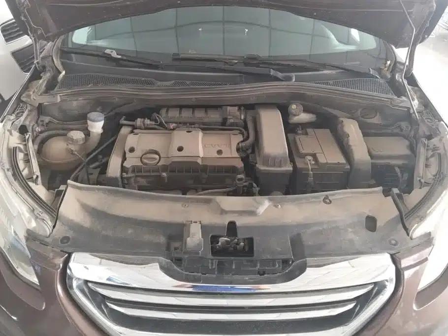 Peugeot 2008 2014 1.6L Manual Premium Edition — миниатюра 10