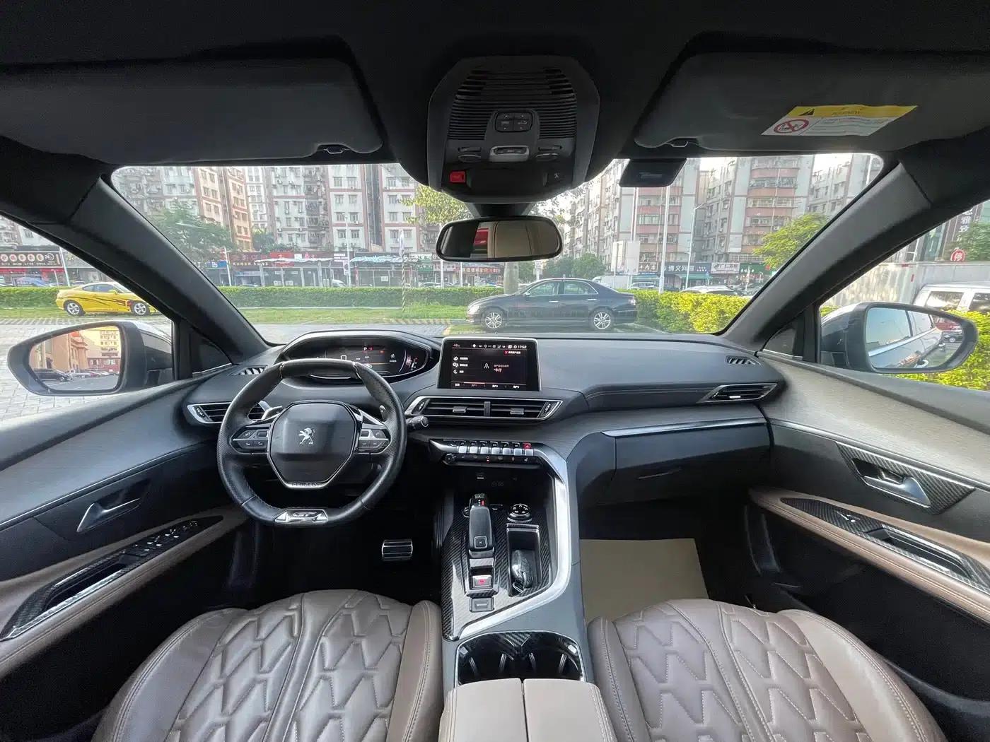 Peugeot 5008 2017 380THP 7-seater Luxury GT Edition — миниатюра 13