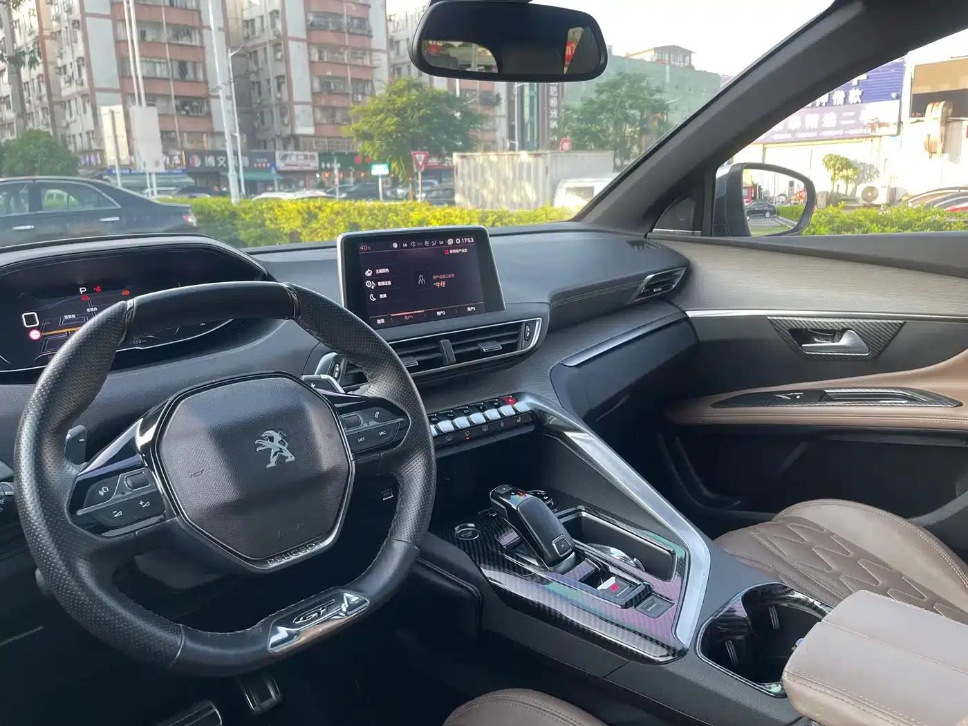 Peugeot 5008 2017 380THP 7-seater Luxury GT Edition — миниатюра 15