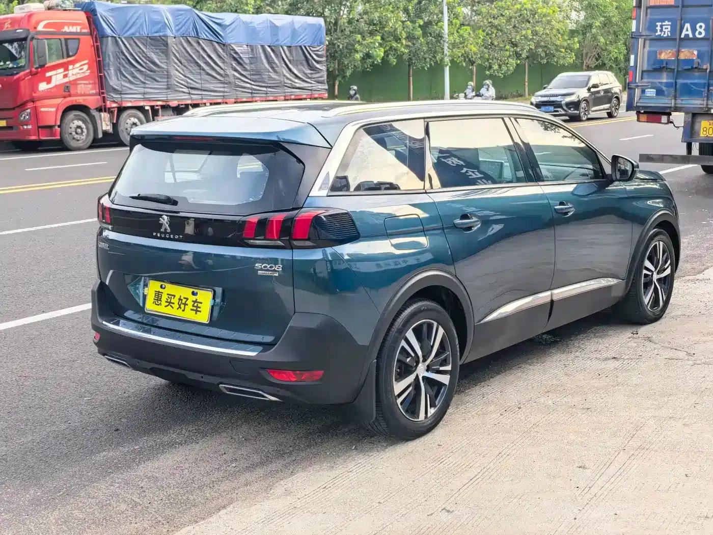 Peugeot 5008 2017 380THP 7-seater Elite Edition — миниатюра 13