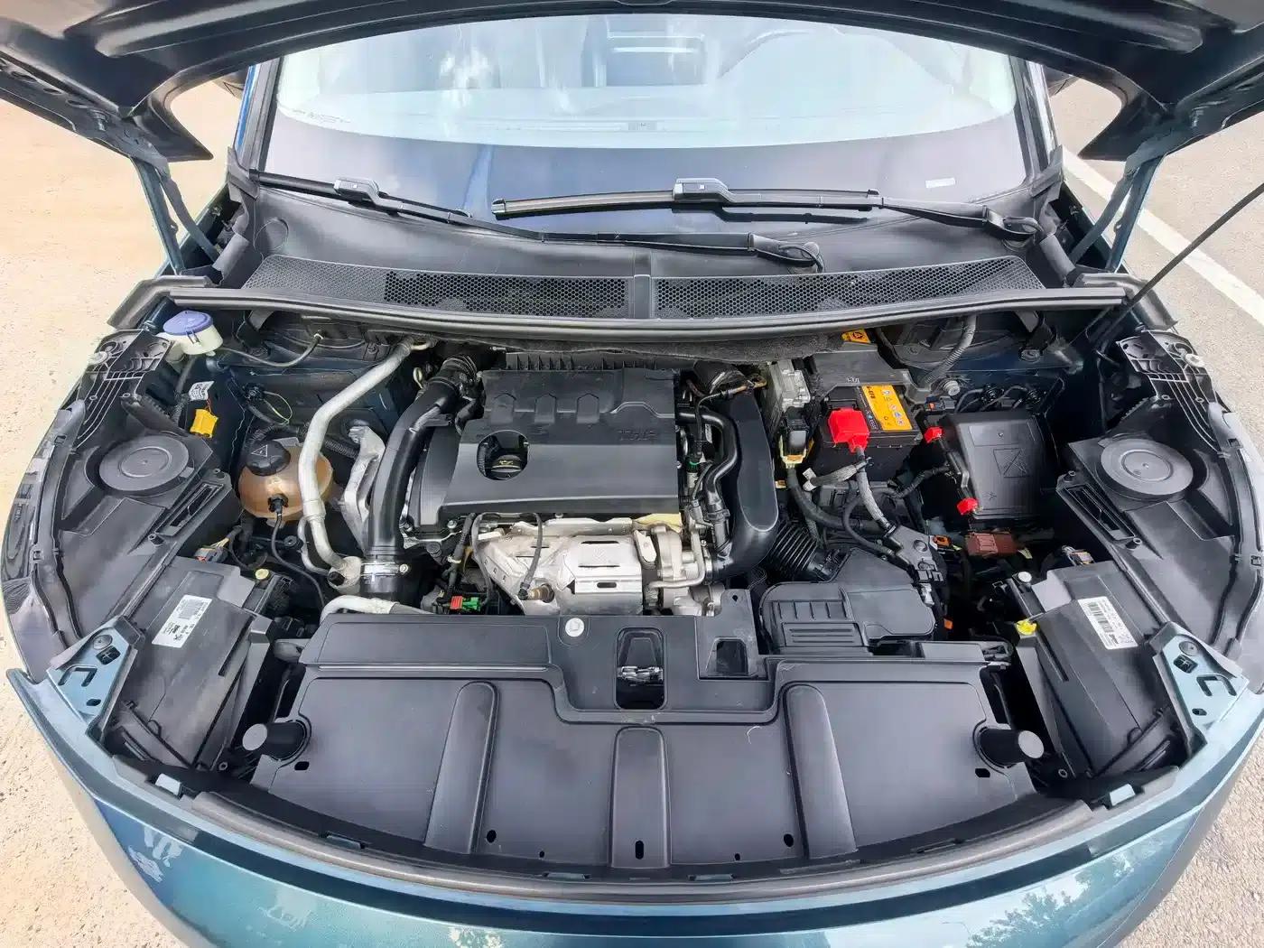 Peugeot 5008 2017 380THP 7-seater Elite Edition — миниатюра 16
