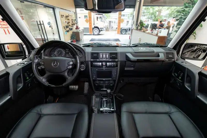 Mercedes-Benz G-Class 2012 5.5L Automatic 4WD 5-seater Parallel Import — миниатюра 13