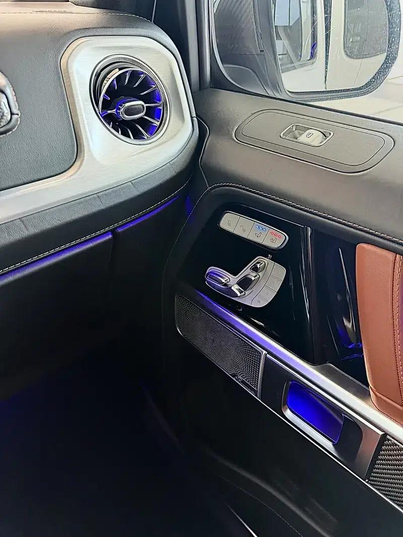 2023 Mercedes-Benz G-Class G 500 — миниатюра 12