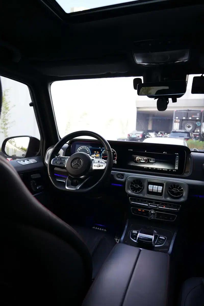 Mercedes-Benz G-Class 2024 G 500 Collector's Edition — миниатюра 18