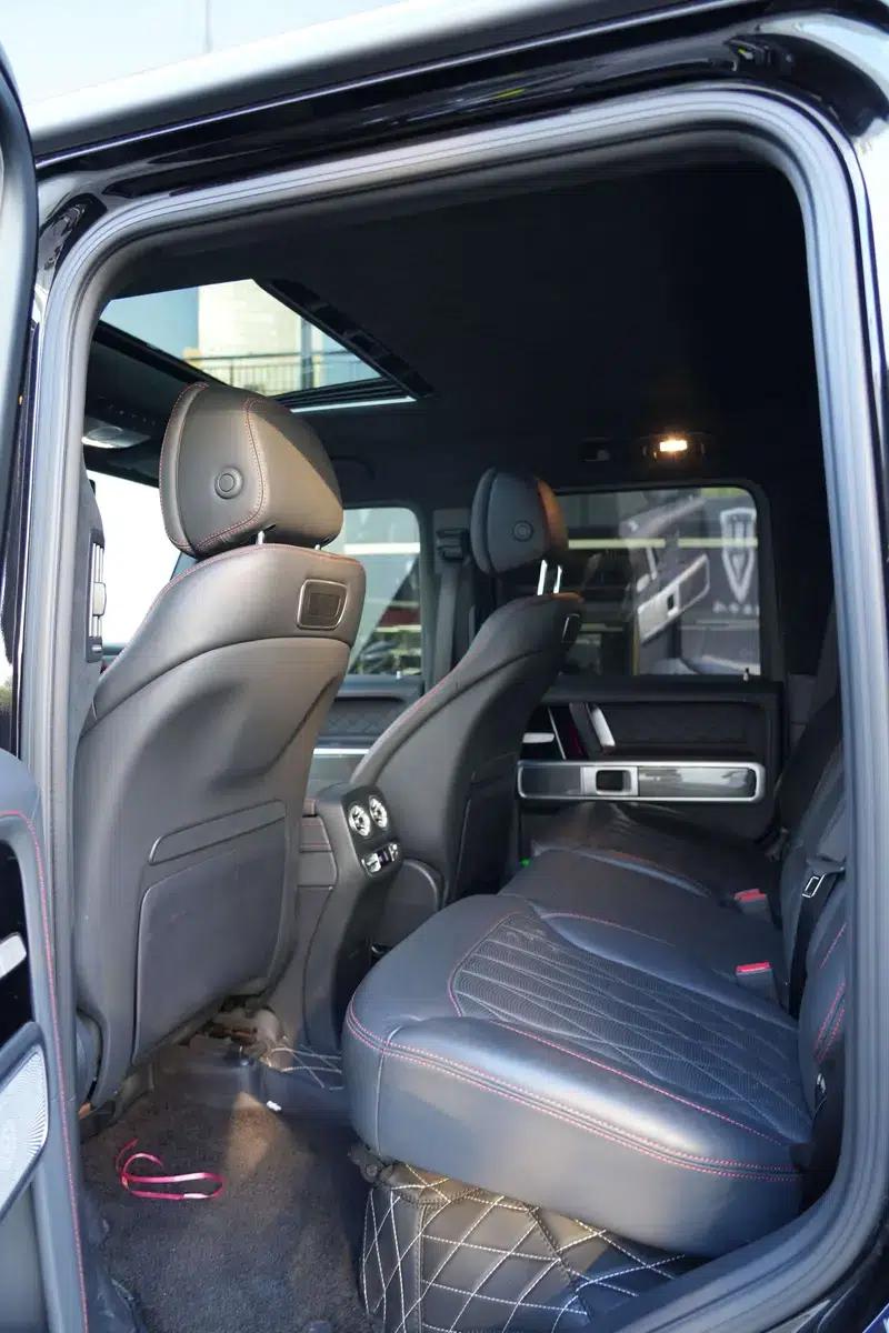 Mercedes-Benz G-Class 2024 G 500 Collector's Edition — миниатюра 19