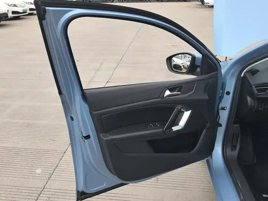 Peugeot 308S 2015 1.2T Automatic Sporty Edition — миниатюра 7