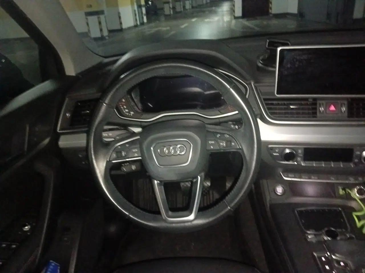 Audi Q5L 2020 Updated 40 TFSI Prestige Fashion Edition — миниатюра 10