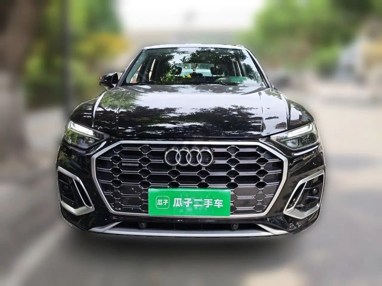 Audi Q5L 2022 40T Fashionable and Dynamic Model — миниатюра 2