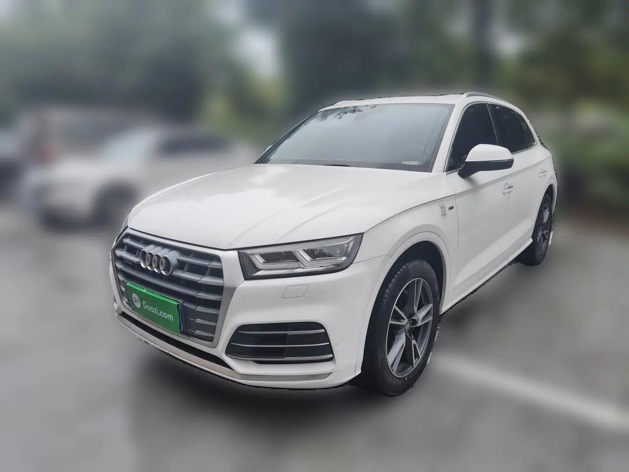 Audi Q5L 2020 Updated 40 TFSI Prestige Fashion Edition — миниатюра 1