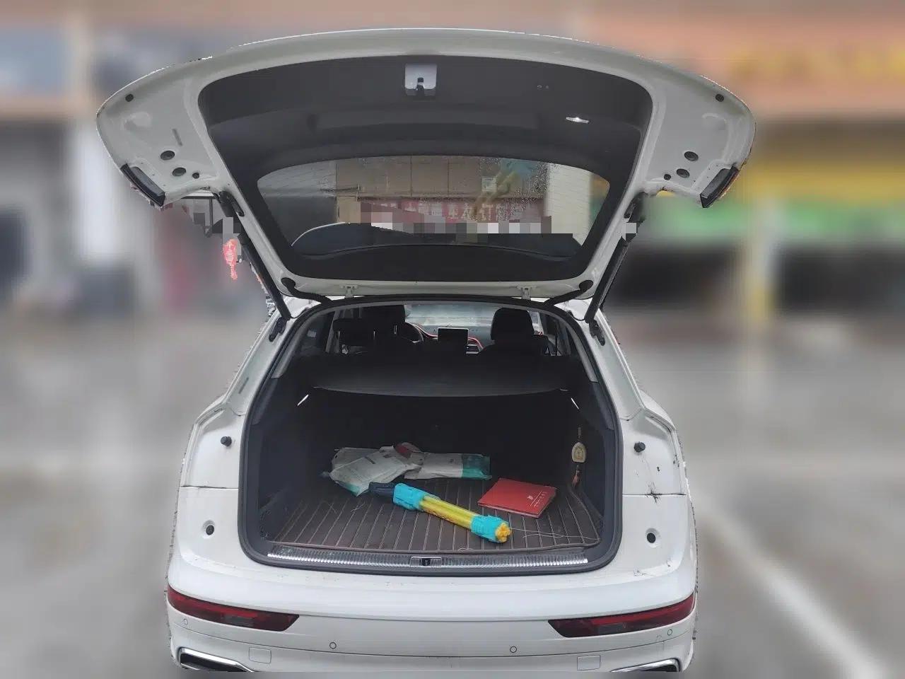 Audi Q5L 2020 Updated 40 TFSI Prestige Fashion Edition — миниатюра 19