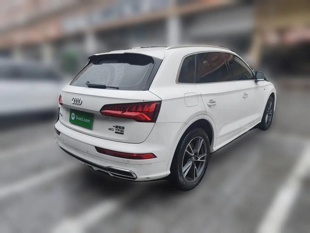 Audi Q5L 2020 Updated 40 TFSI Prestige Fashion Edition — миниатюра 6
