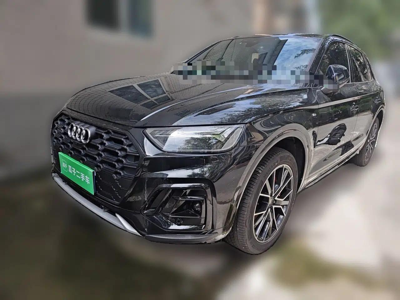 Audi Q5L 2024 45 TFSI Luxury Dynamic Model — миниатюра 1