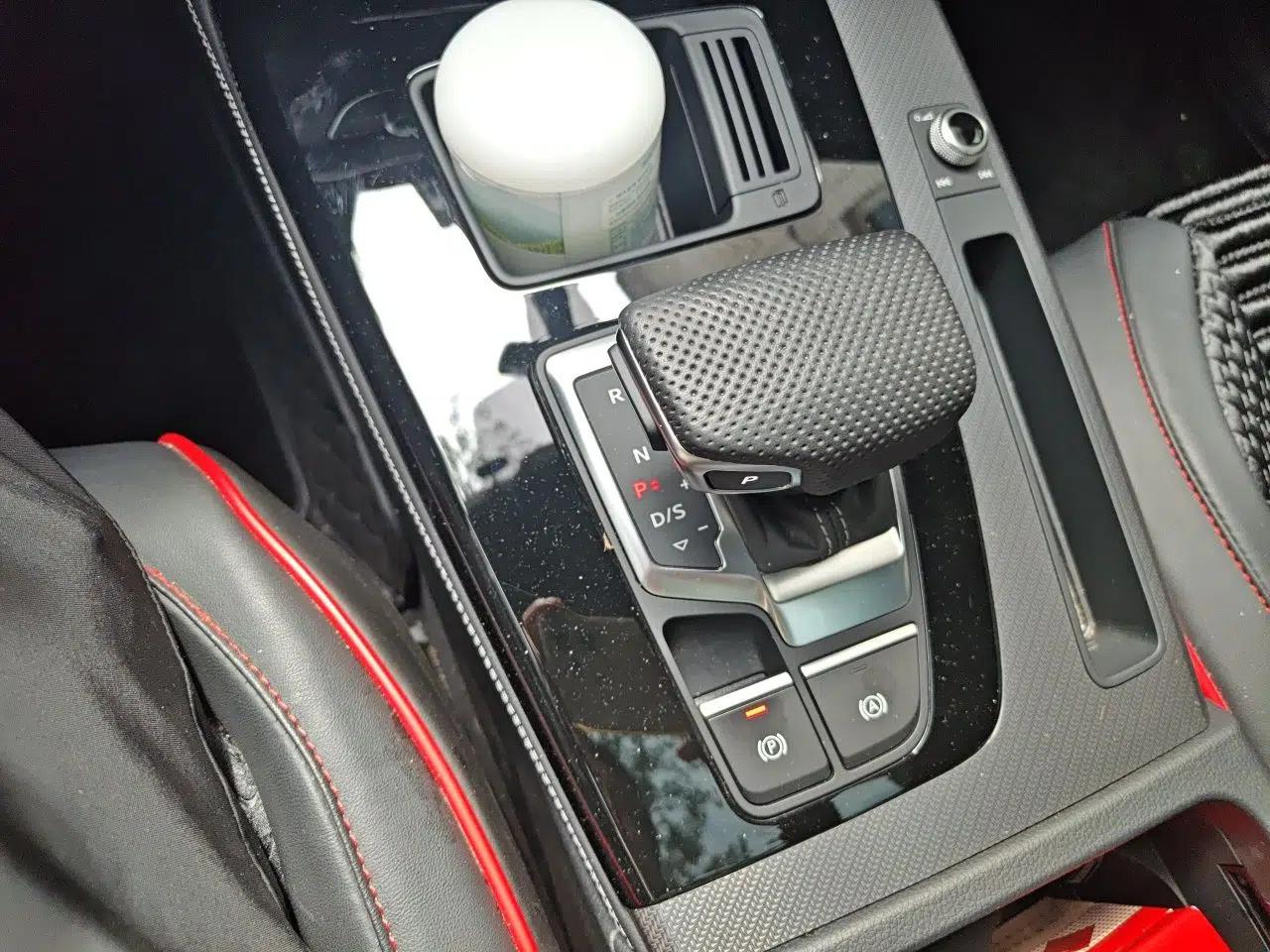 Audi Q5L 2024 45 TFSI Luxury Dynamic Model — миниатюра 14