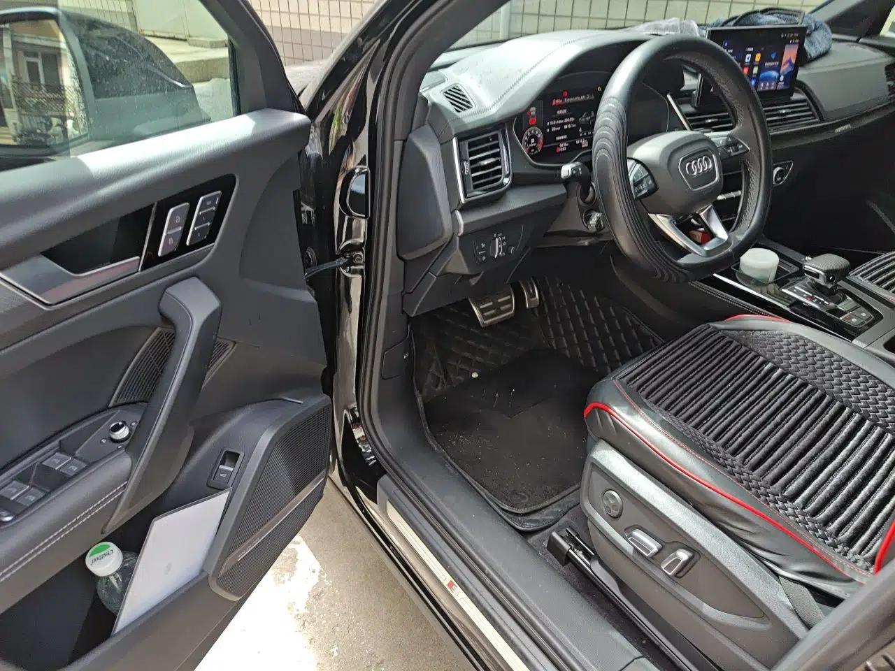 Audi Q5L 2024 45 TFSI Luxury Dynamic Model — миниатюра 16