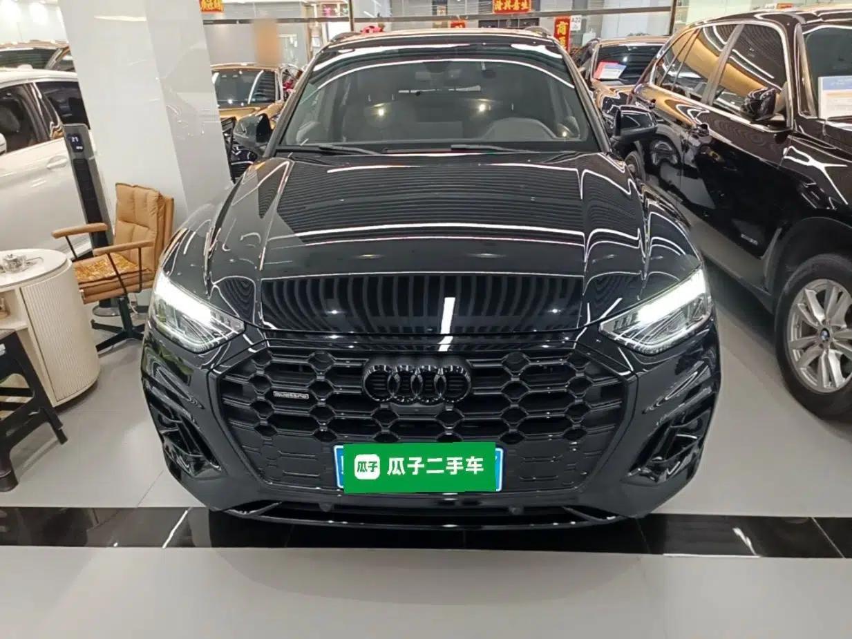 Audi Q5L 2024 45 TFSI Luxury Dynamic Model — миниатюра 2