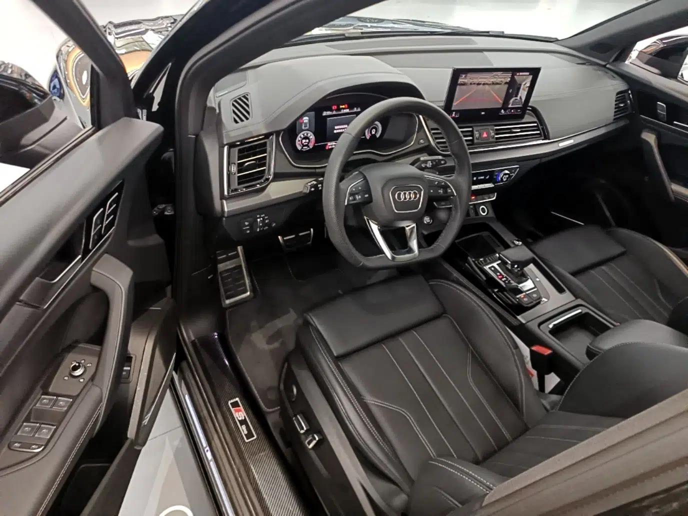 Audi Q5L 2024 45 TFSI Luxury Dynamic Model — миниатюра 18