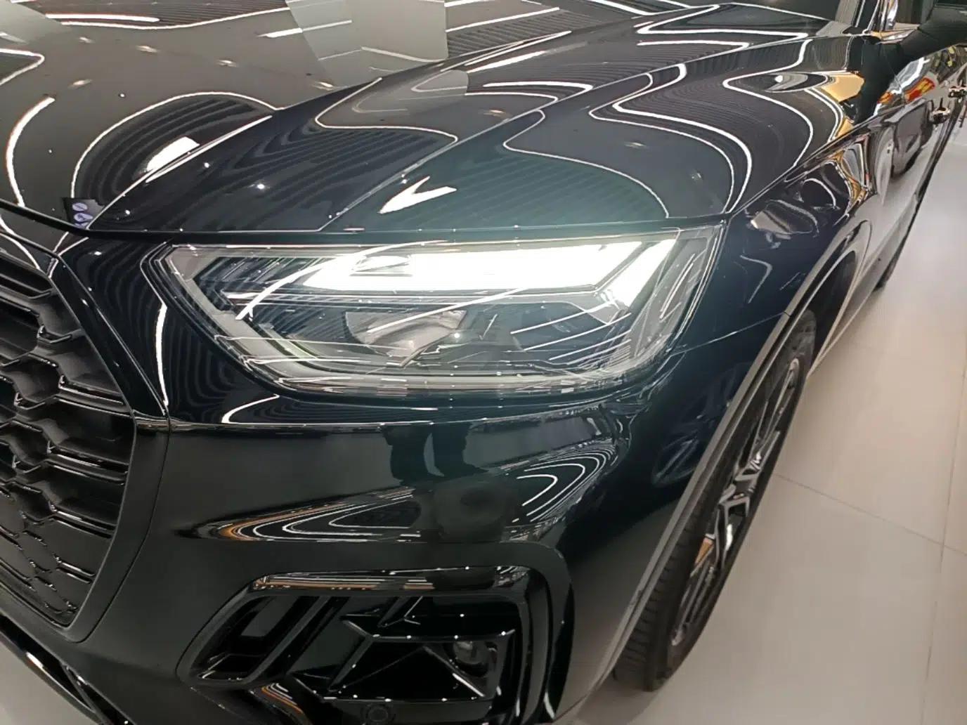 Audi Q5L 2024 45 TFSI Luxury Dynamic Model — миниатюра 8