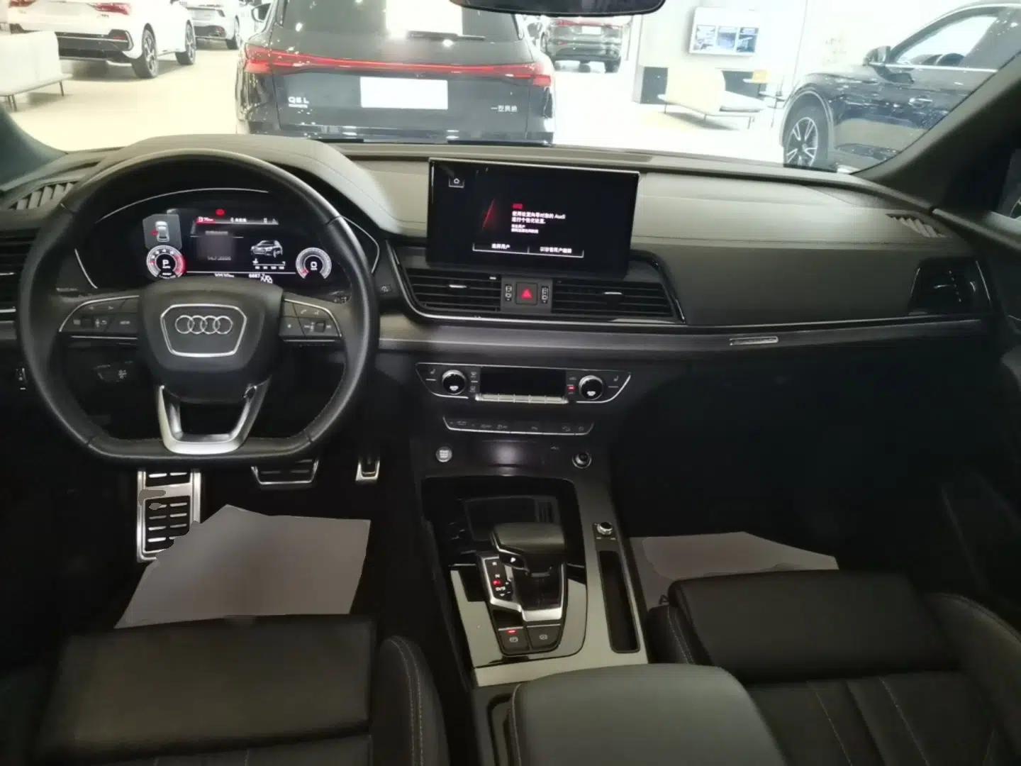 Audi Q5L 2023 40T Luxury Dynamic Model — миниатюра 12