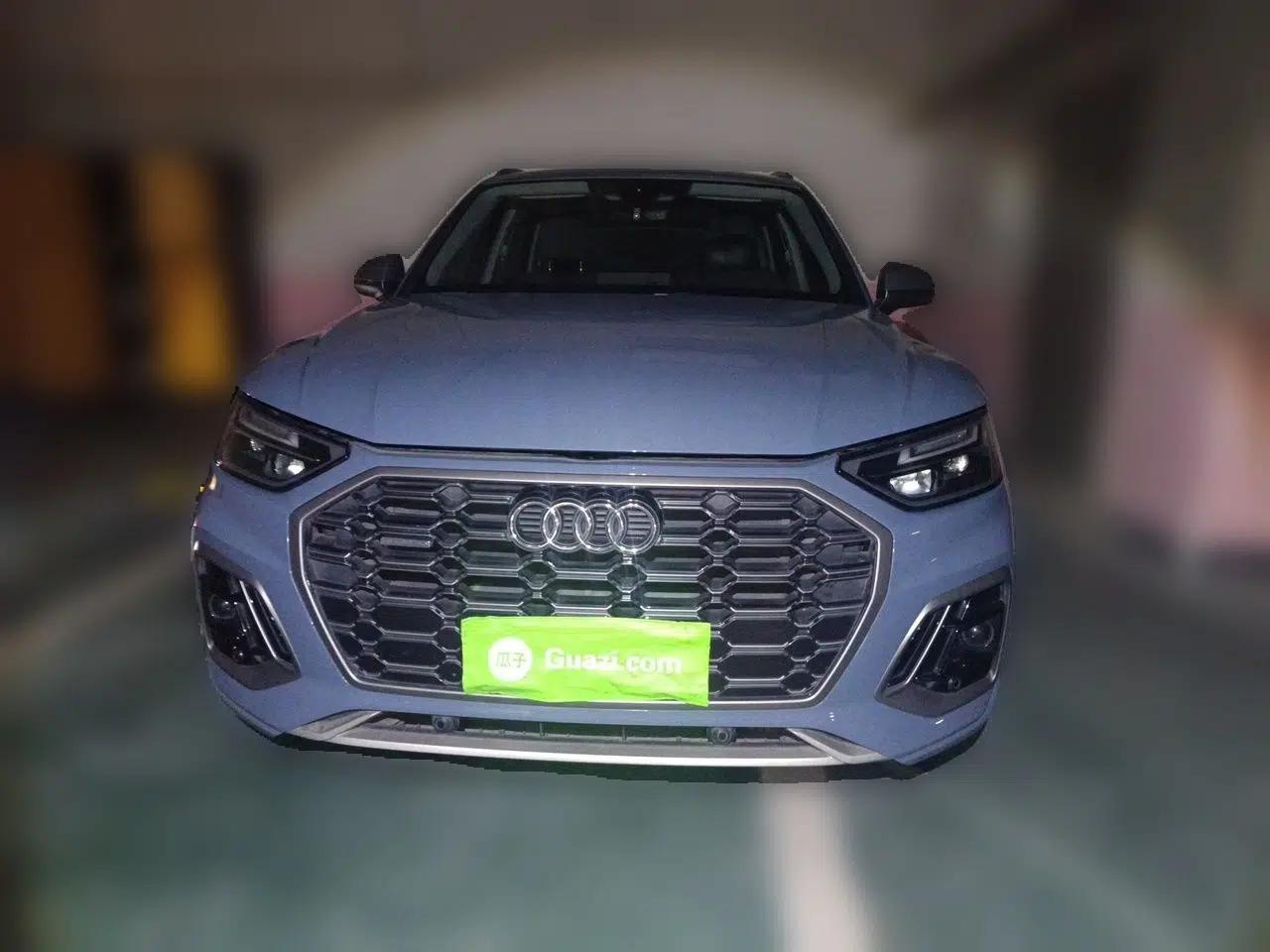 Audi Q5L 2022 40T Luxury Dynamic Model — миниатюра 2