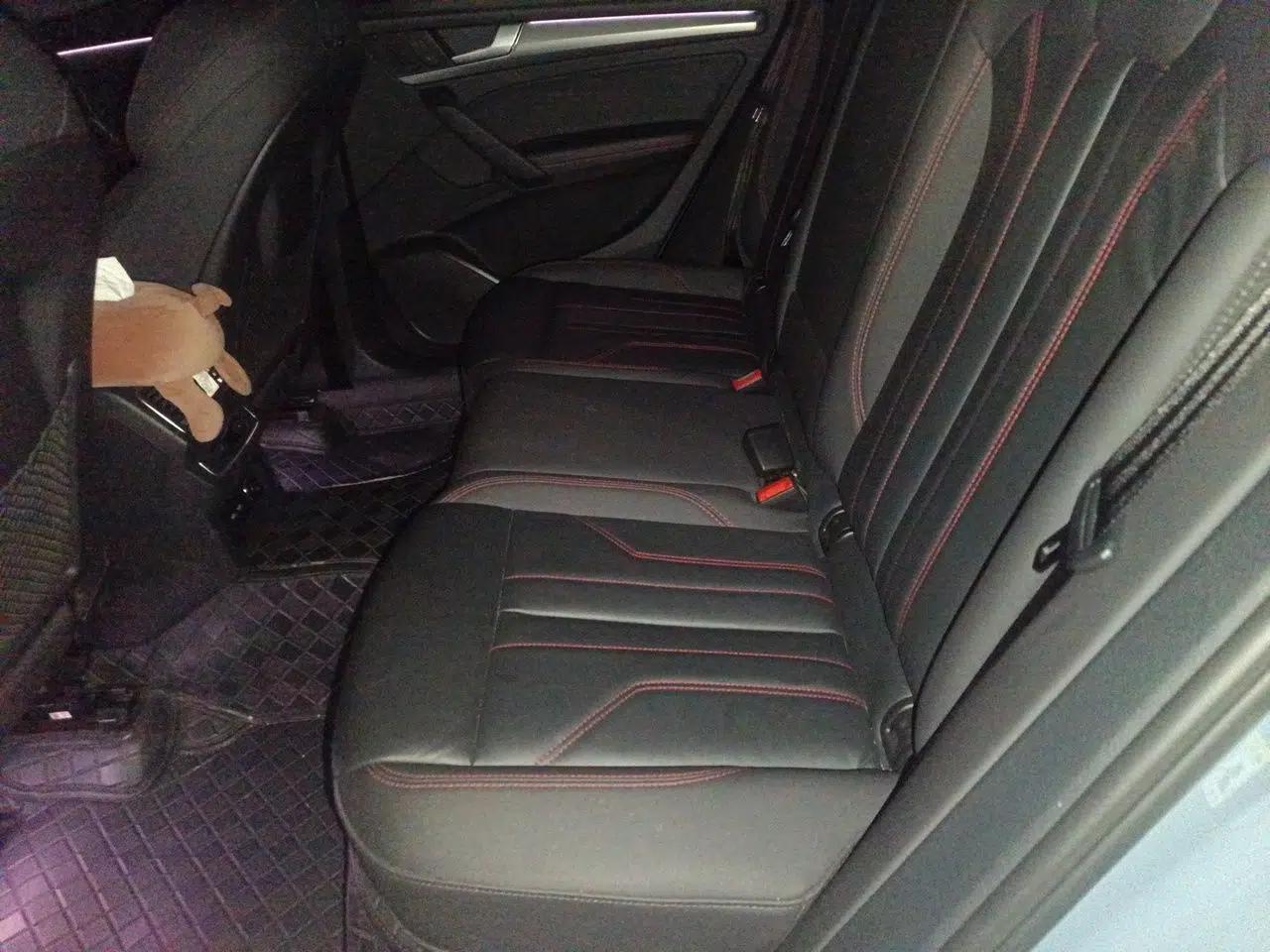 Audi Q5L 2022 40T Luxury Dynamic Model — миниатюра 17