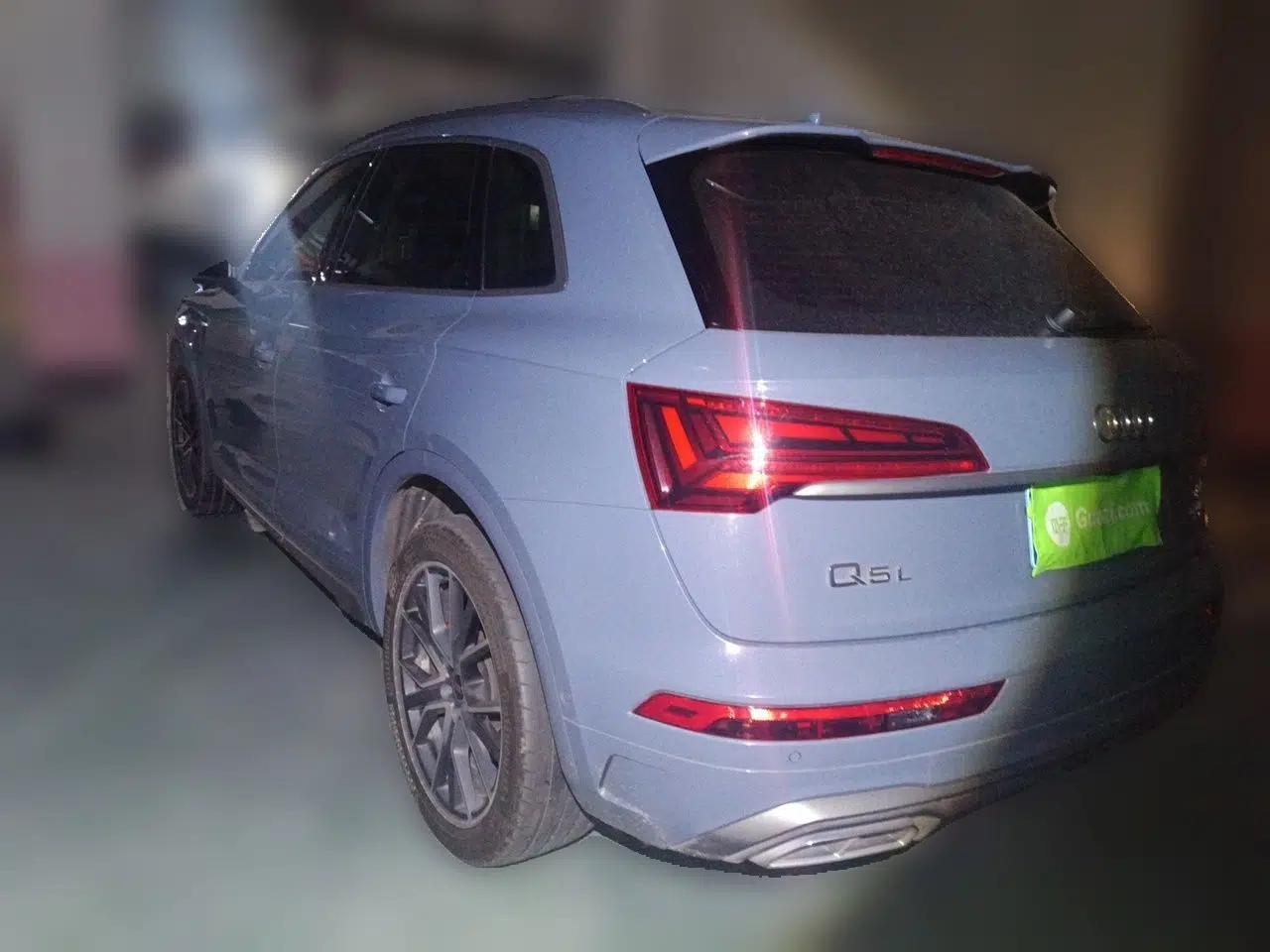 Audi Q5L 2022 40T Luxury Dynamic Model — миниатюра 4