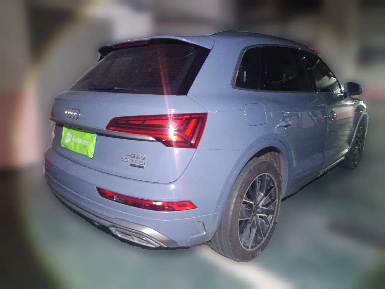 Audi Q5L 2022 40T Luxury Dynamic Model — миниатюра 6