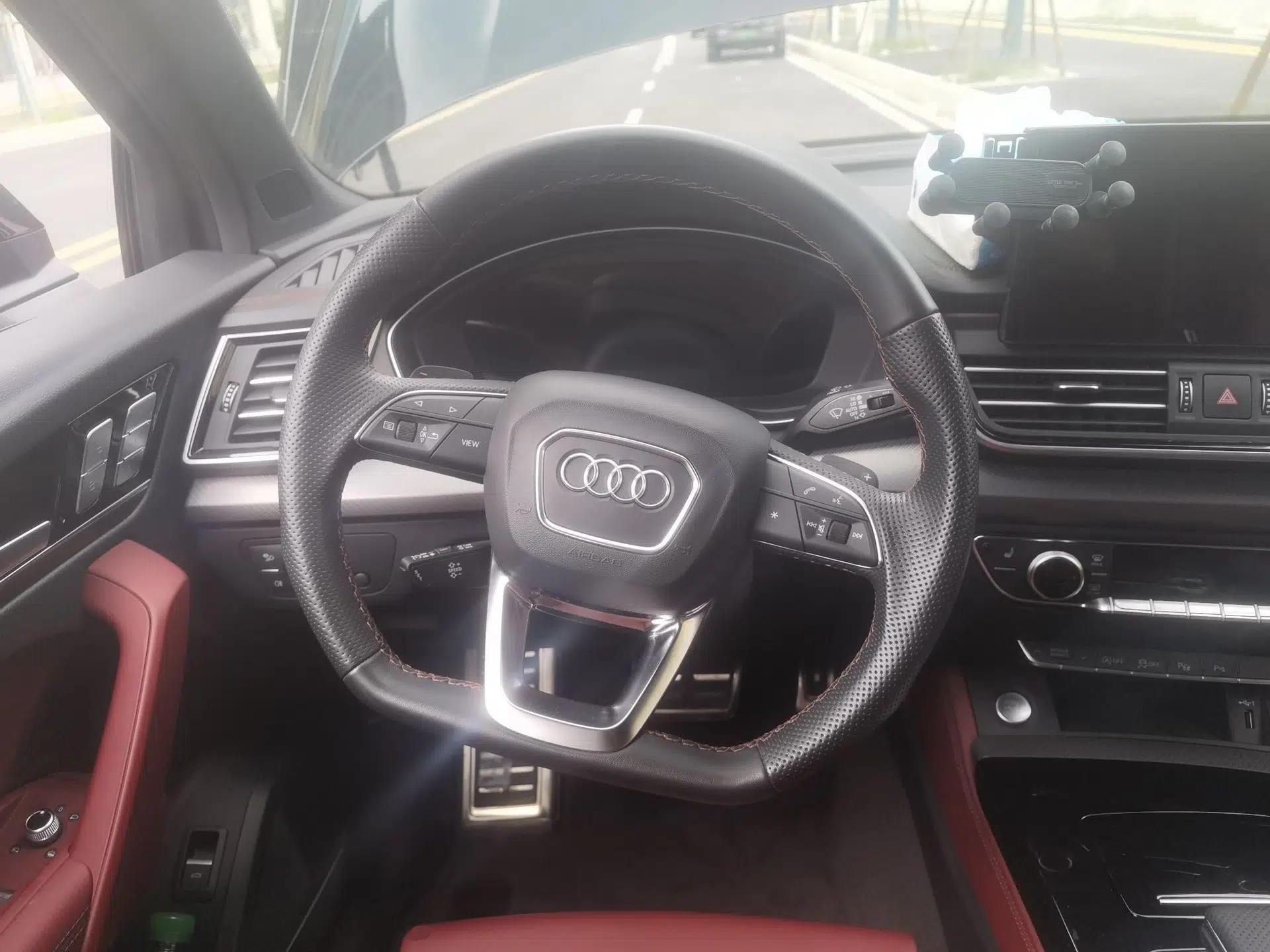 Audi Q5L 2025 quattro 45th Anniversary Edition 45 TFSI Luxury Dynamic Model — миниатюра 10