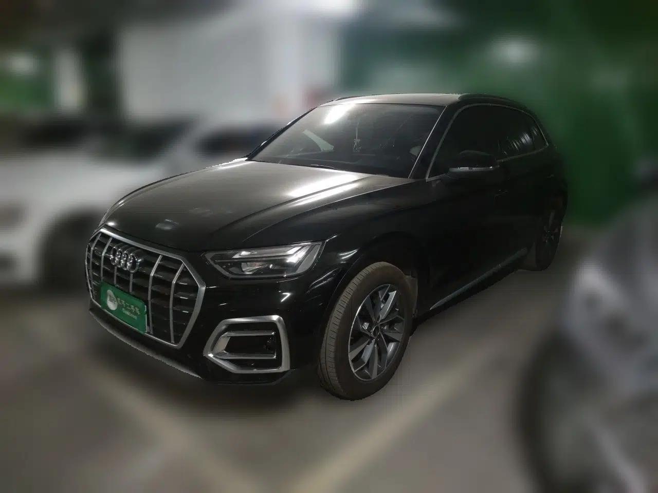 Audi Q5L 2022 40T Fashionable and Elegant Model — миниатюра 1