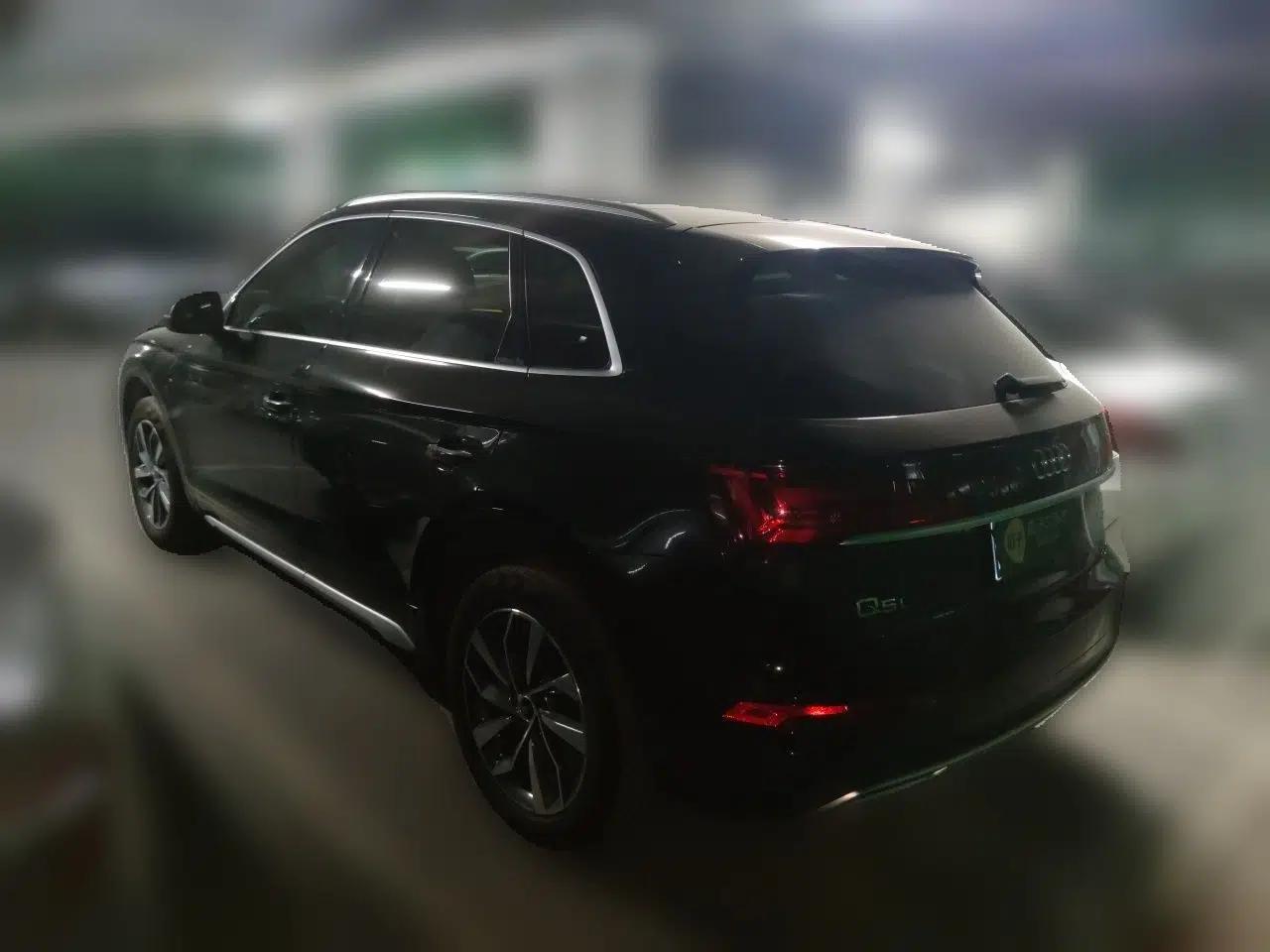 Audi Q5L 2022 40T Fashionable and Elegant Model — миниатюра 4