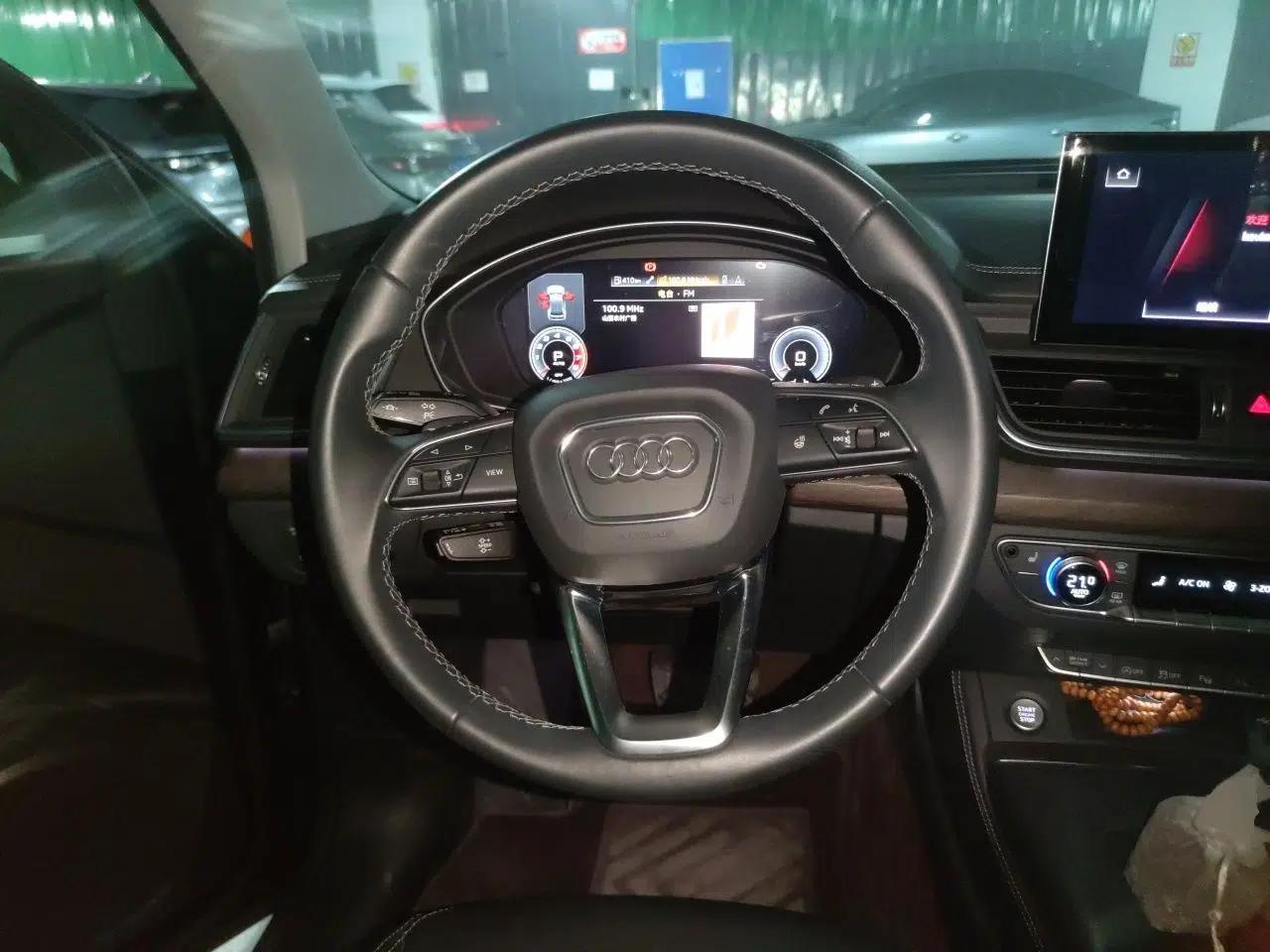 Audi Q5L 2022 40T Fashionable and Elegant Model — миниатюра 10