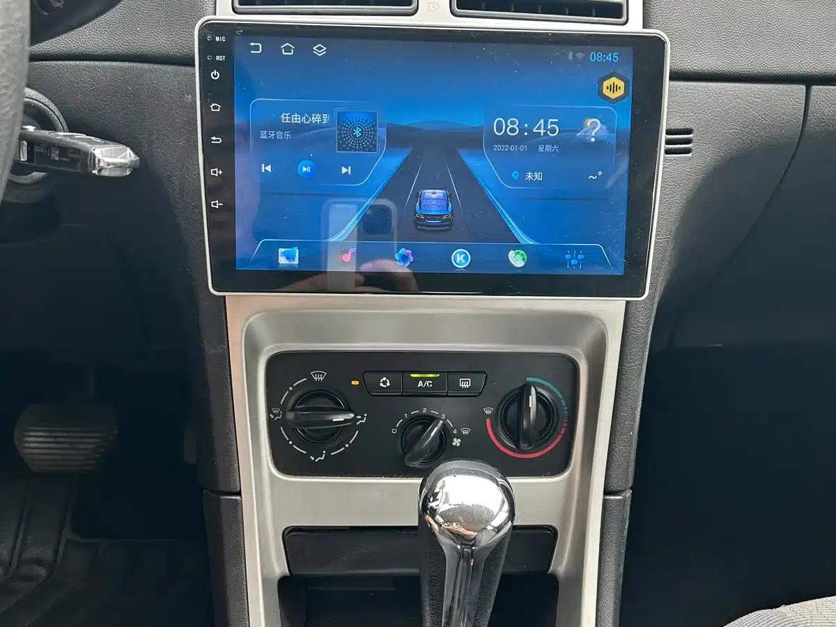 Peugeot 307 2008 Hatchback 1.6L Automatic Elegant Edition — миниатюра 4