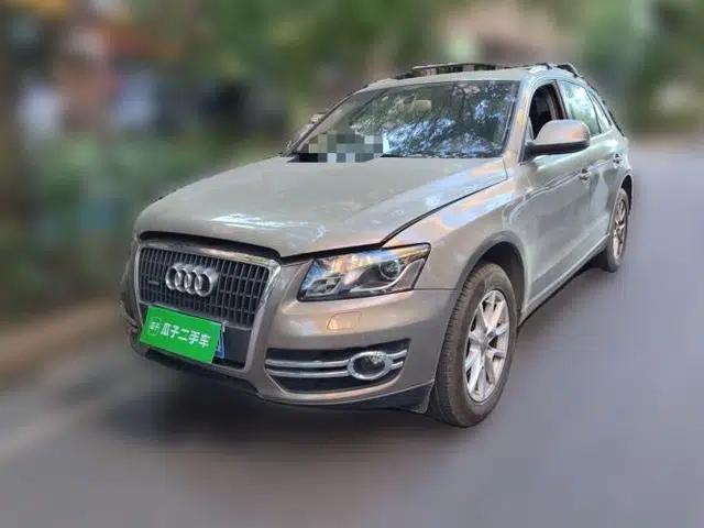 Audi Q5 2011 2.0TFSI Comfort Version