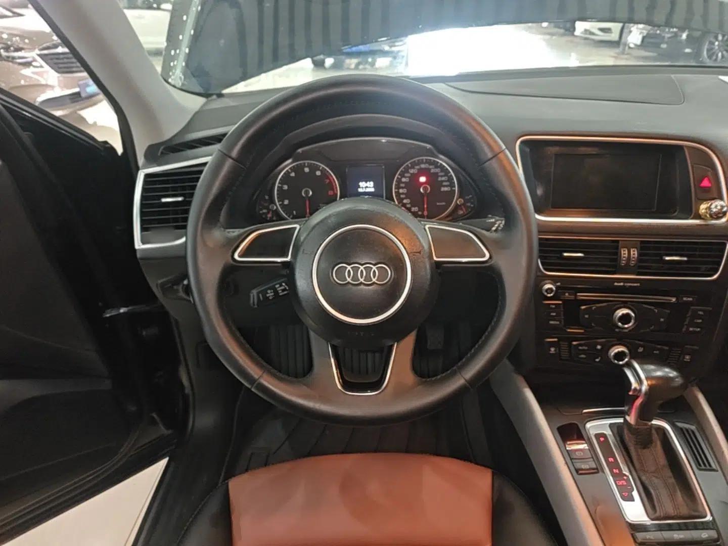 Audi Q5 2017 Plus 40 TFSI Ambition Model — миниатюра 13