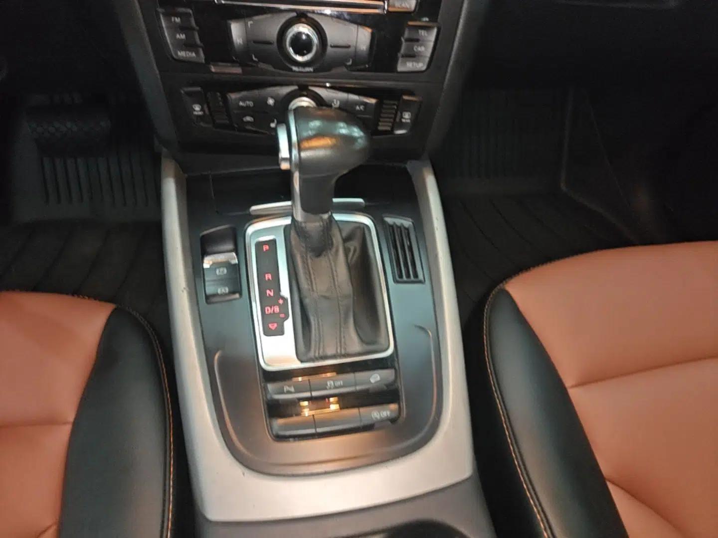 Audi Q5 2017 Plus 40 TFSI Ambition Model — миниатюра 16