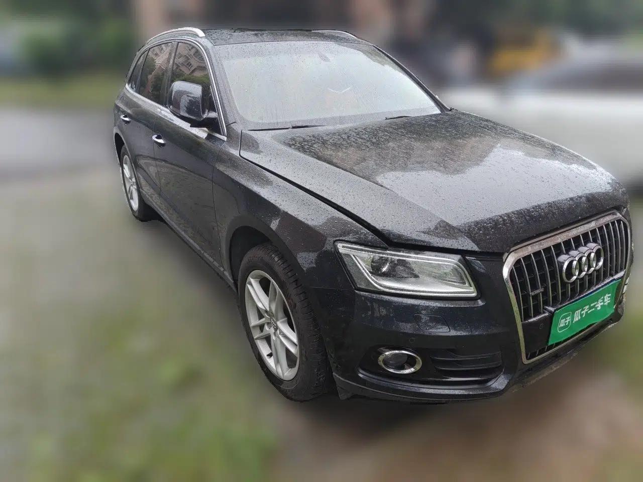 Audi Q5 2017 40 TFSI Comfort Model — миниатюра 3