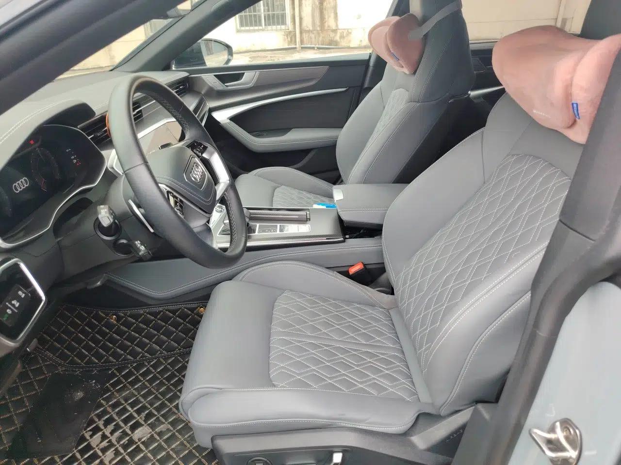 Audi A7L 2024 55 TFSI quattro RS Performance Edition — миниатюра 15