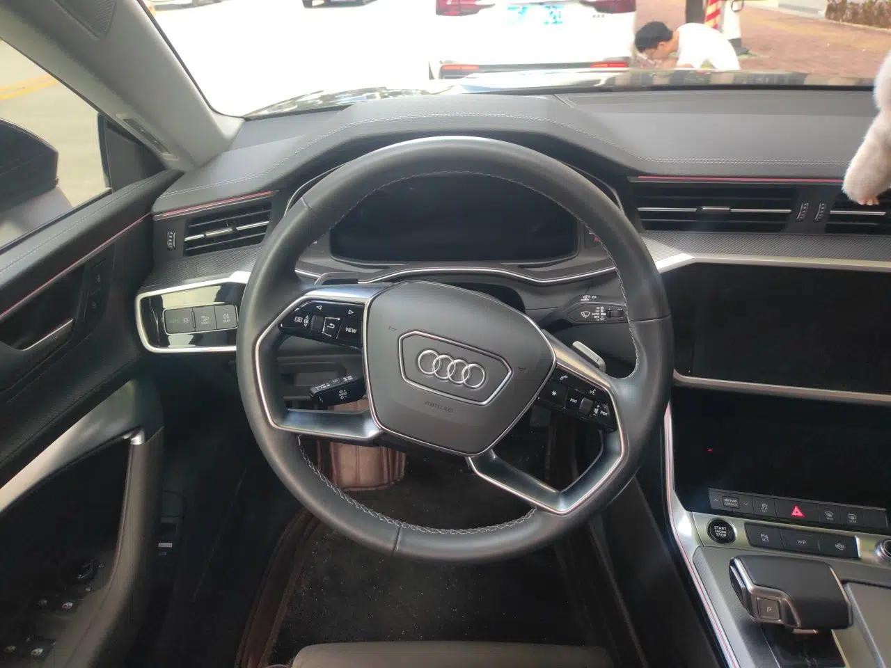 Audi A7L 2022 45 TFSI quattro S-line Visionary Crystal Package — миниатюра 10