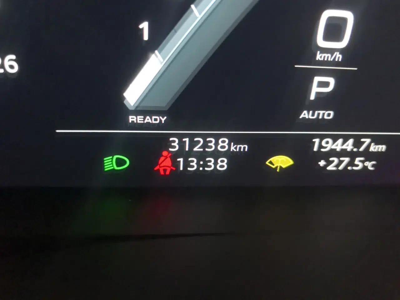 Audi A7L 2024 45 TFSI quattro S-line Black Warrior Edition — миниатюра 12