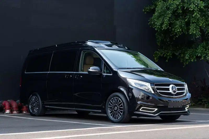 Mercedes-Benz V-Class 2018 V 260 L Premium Extended Edition (China VI Emission Standard) — миниатюра 3