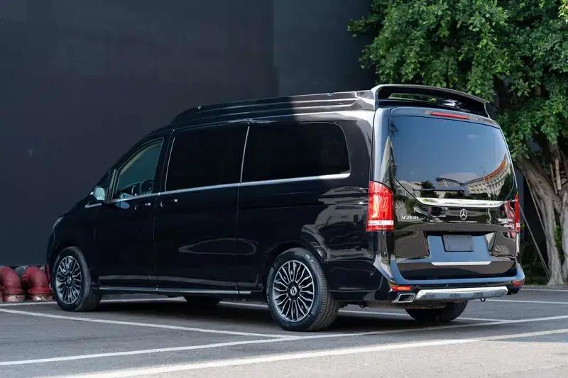 Mercedes-Benz V-Class 2018 V 260 L Premium Extended Edition (China VI Emission Standard) — миниатюра 4