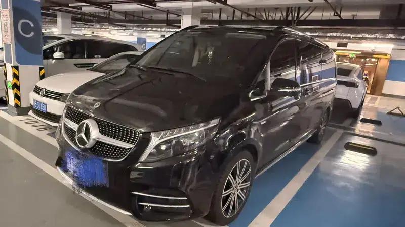 Mercedes-Benz V-Class 2022 V 260 L Long Wheelbase Luxury Edition — миниатюра 1